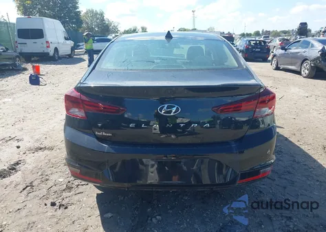 2020 Hyundai Elantra Value Edition z USA, uszkodzony, nr VIN 5NPD84LF1LH620493